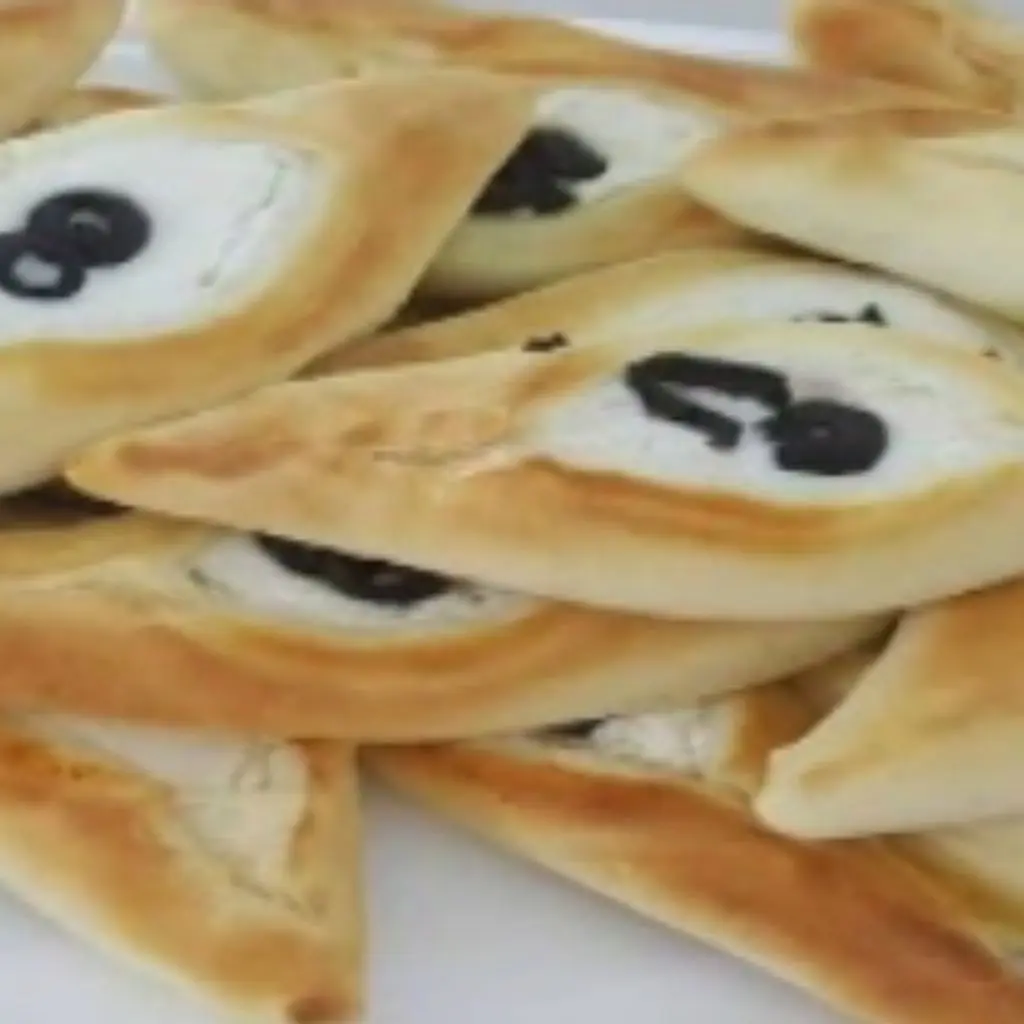 فطيرة لبنه+جبنه تركي - كبيرة